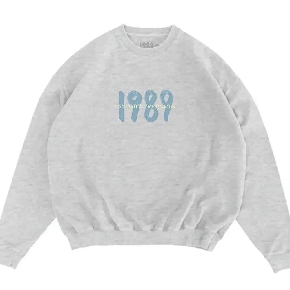 BNWT Taylor Swift 1989 Spotify Exclusive Sweatshirt